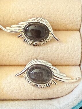 925 Silver Eye Cabochon Stud Earrings - black heliolite